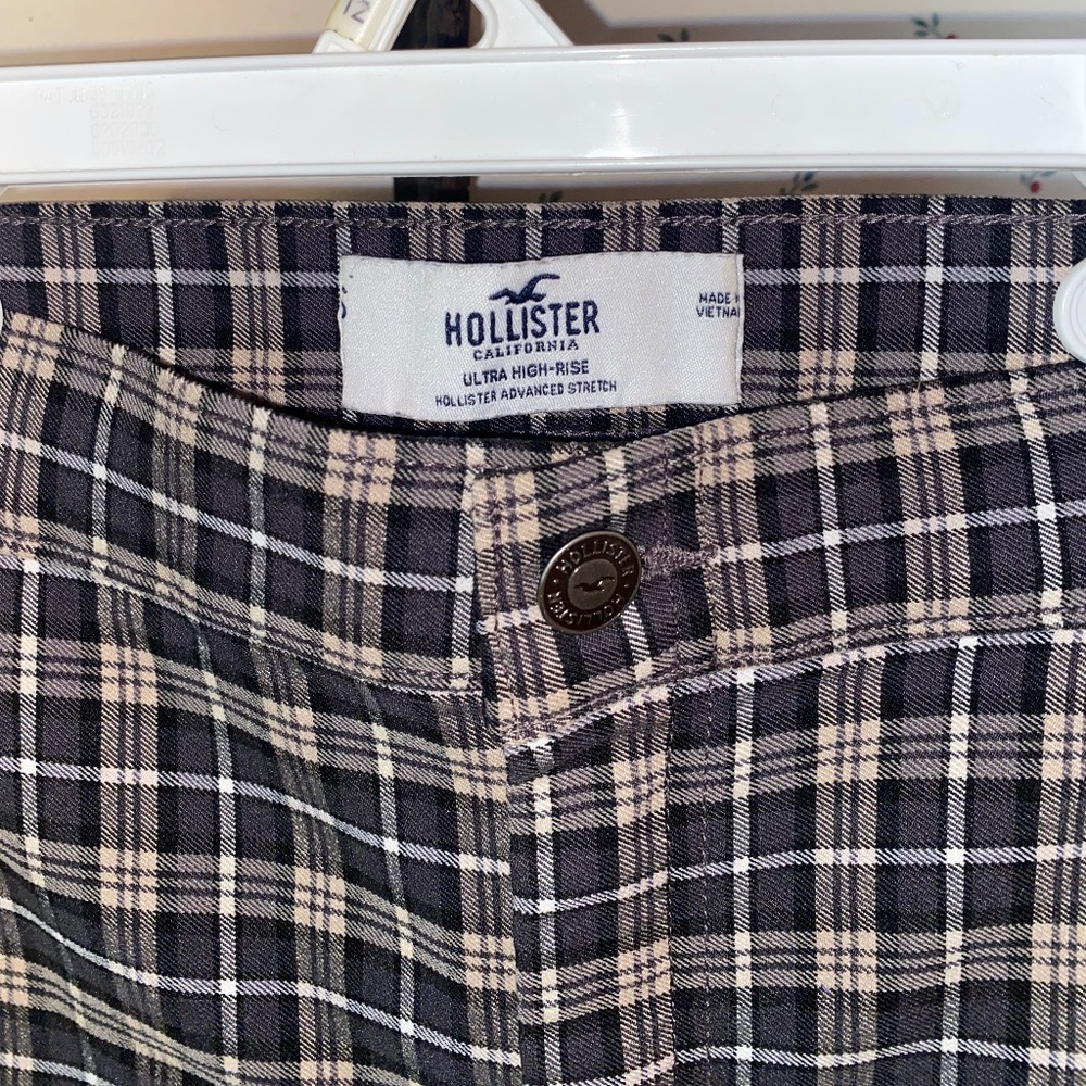 Hollister pants